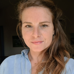 Agathe-bollard-artiste